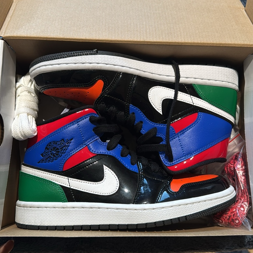 Air Jordan 1 Mid SE multicolor patent